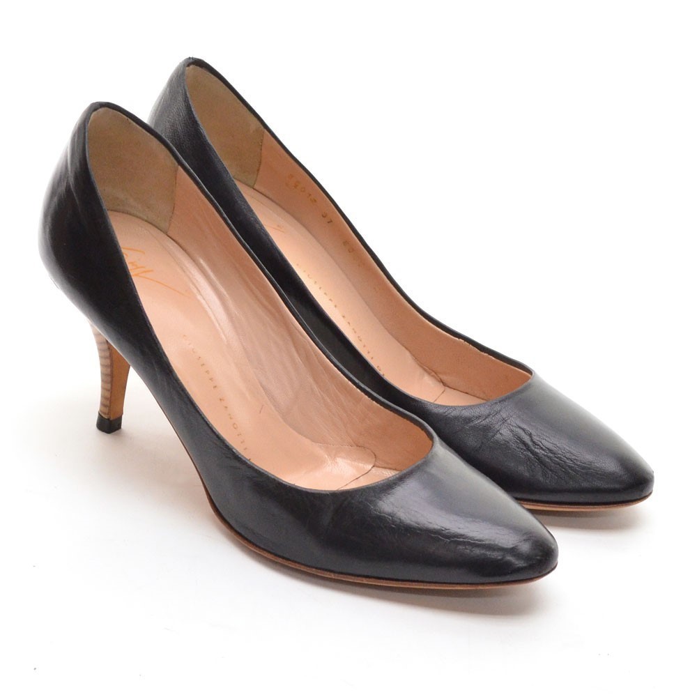 Giuseppe Zanotti Black Leather Classic Dress Pumps 37